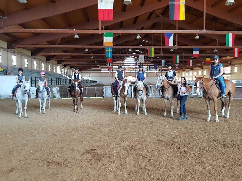 Horse Country Resort Congress & Spa - Hotel Ribot Arborea Exterior foto