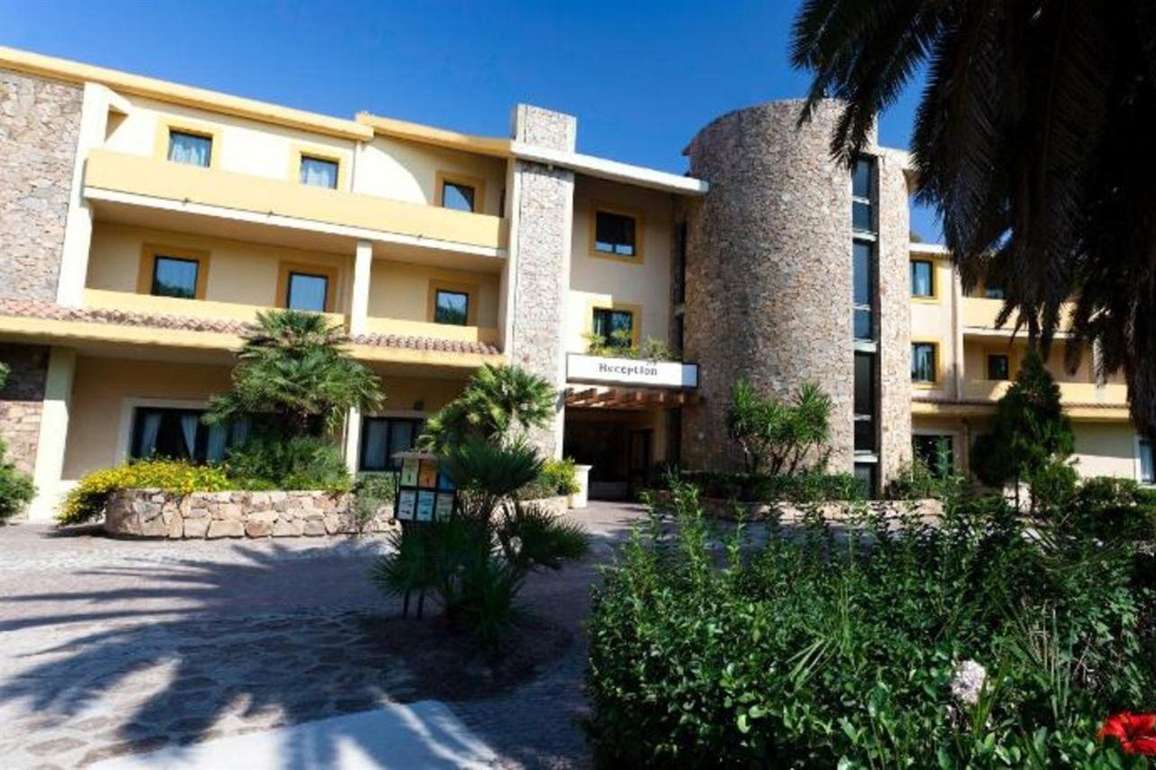 Horse Country Resort Congress & Spa - Hotel Ribot Arborea Exterior foto