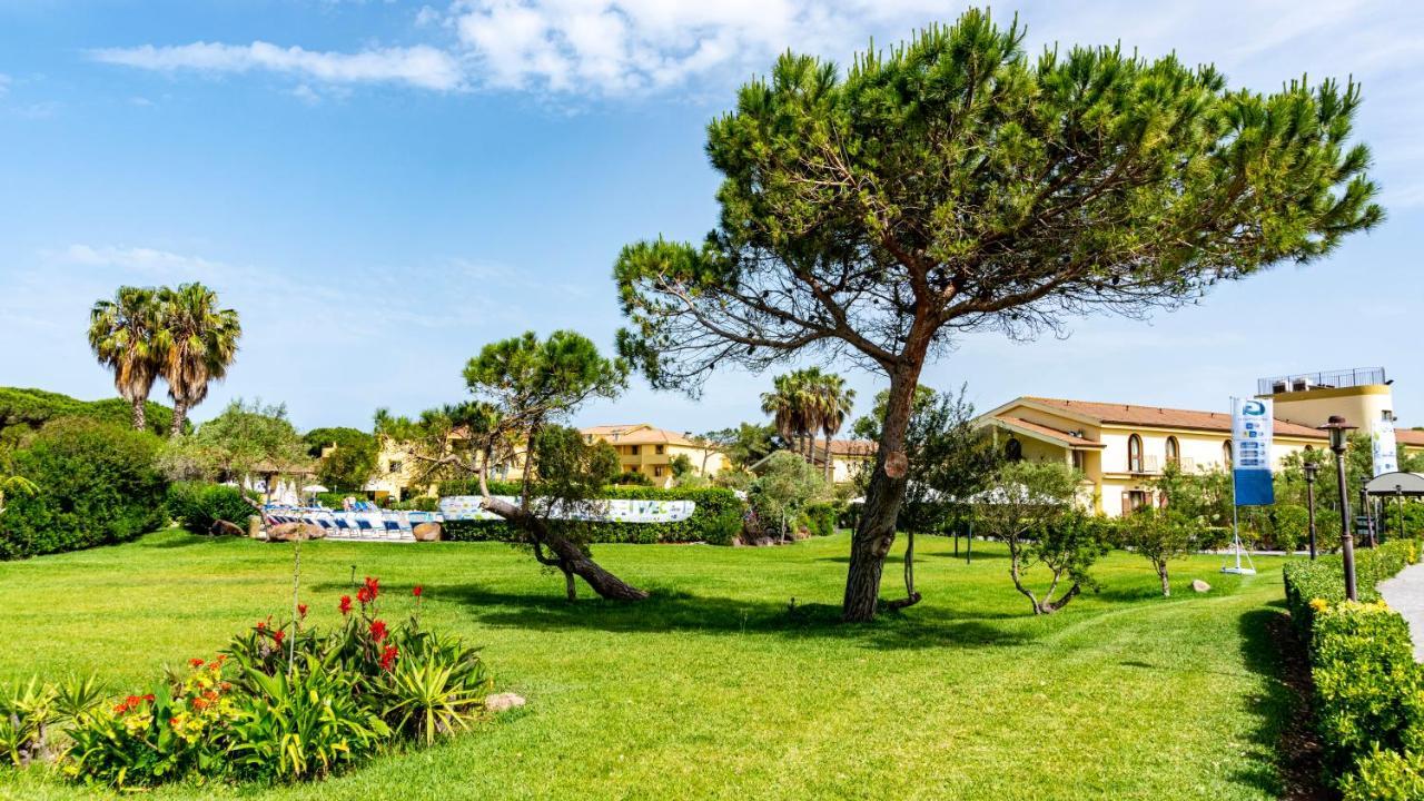 Horse Country Resort Congress & Spa - Hotel Ribot Arborea Exterior foto